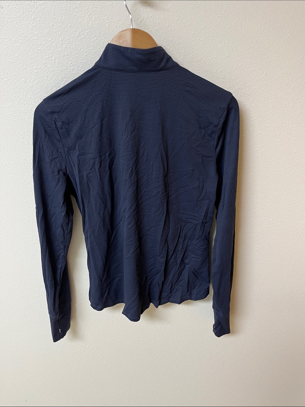 Tommy Bahama GOLF Women's Navy Lightweight Long-Sleeve Zip Jacket size L - Picture 2 of 3